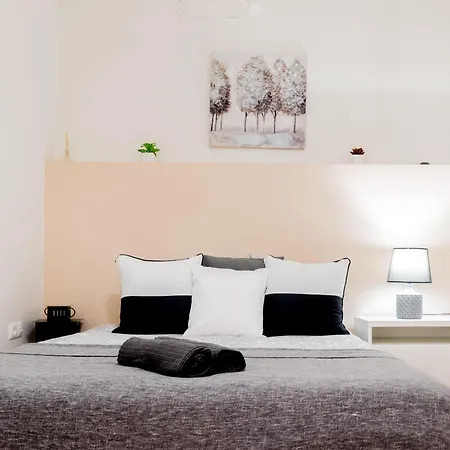 Rooms, View Of * Lisbona